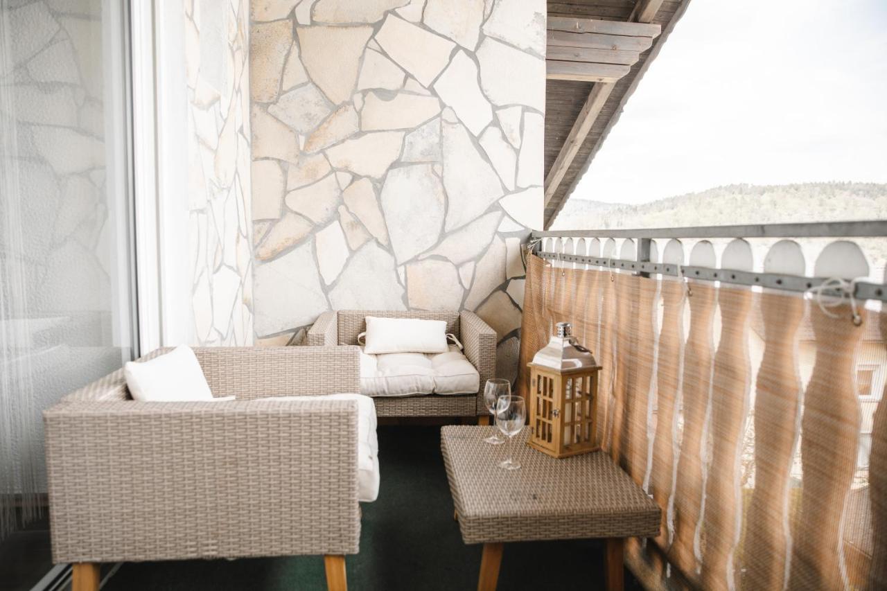 Modernes Apartment Mit Top Ausstattung Und Kamin Im Oberpfaelzer Seenland Nittenau Esterno foto