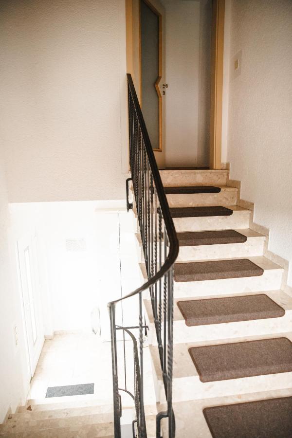 Modernes Apartment Mit Top Ausstattung Und Kamin Im Oberpfaelzer Seenland Nittenau Esterno foto